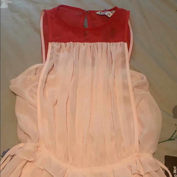 Express dress - Picture 2 of 6